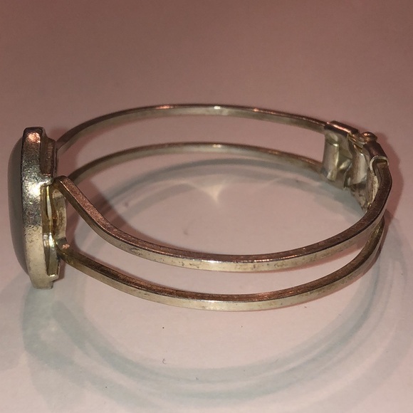 Elegant Silver Tone Boho Bangle Bracelet - Picture 4 of 6